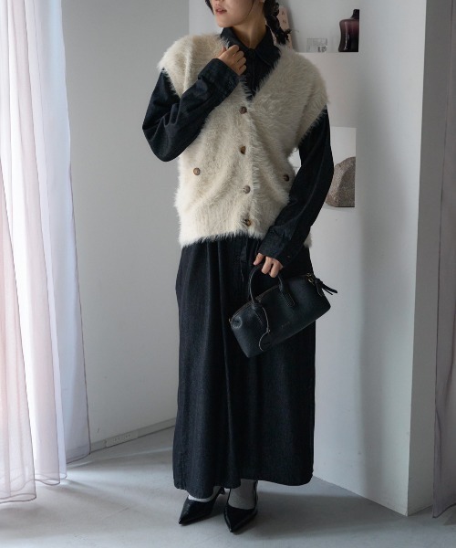 TRIANGLE PALETTE(トライアングルパレット)の「シャギーニットベスト(ベスト・レディース・アイボリー/ダークグレー/ベビーピンク/サックスブルー・FREE)」の14枚目の写真