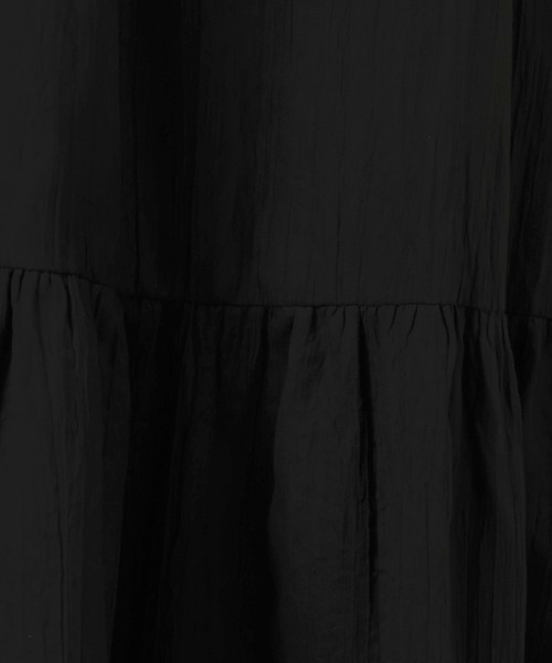 LAKOLE（ラコレ）の「スエードライククリンクルワンピース / 234621（ワンピース・レディース・ベージュ/ブラウン/ブラック・SMALL/MEDIUM）」の10枚目の写真