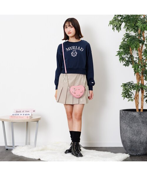 algy（アルジー）の「りぼんチャーム付きプリーツスカパン（スカート・キッズ・ブラック/グレー/ベージュ・XXX-SMALL/XX-SMALL/X-SMALL/MEDIUM/SMALL）」の4枚目の写真