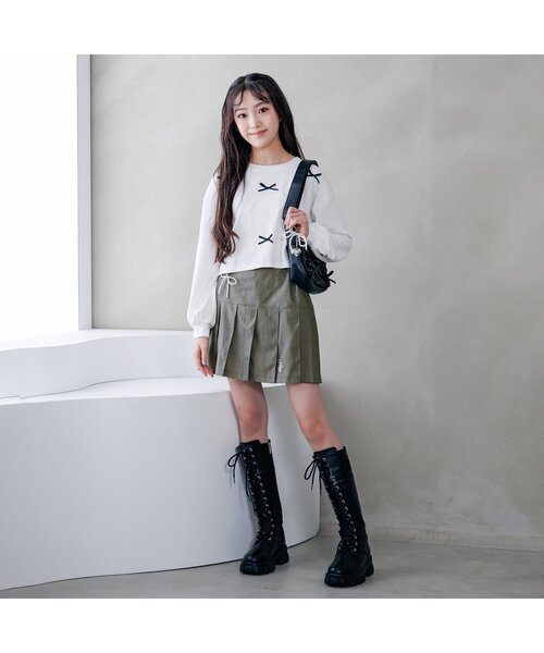 algy（アルジー）の「りぼんチャーム付きプリーツスカパン（スカート・キッズ・ブラック/グレー/ベージュ・XXX-SMALL/XX-SMALL/X-SMALL/MEDIUM/SMALL）」の8枚目の写真