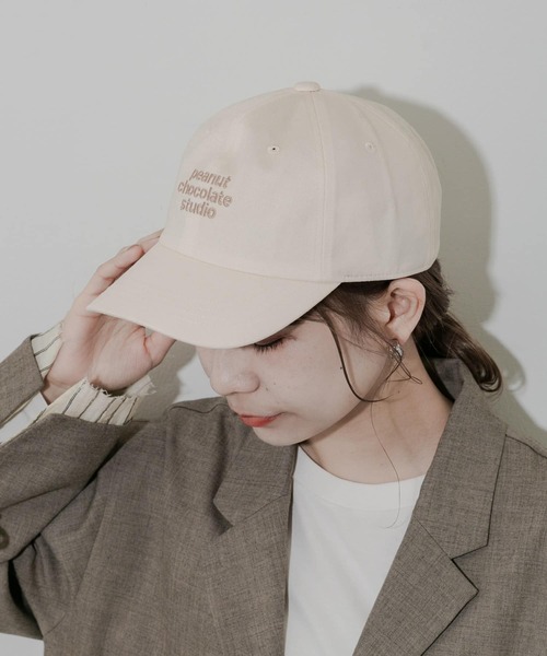 SMELLY（スメリー）の「カラーロゴキャップ（キャップ・レディース・アイボリー/ブラック/ベージュ/ネイビー・-）」の5枚目の写真