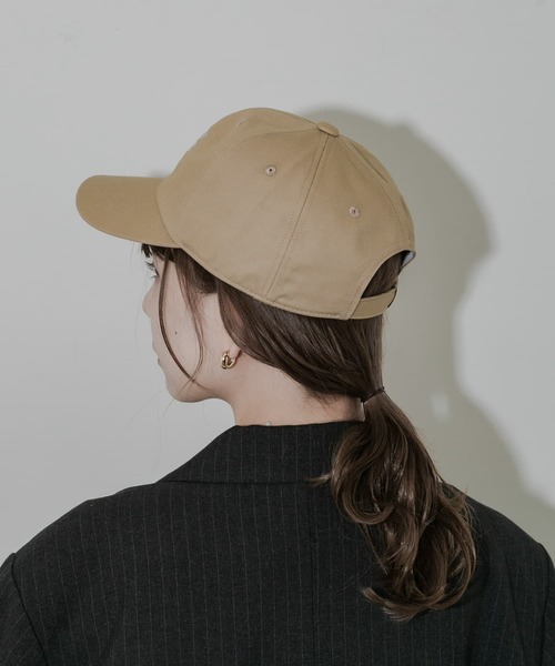 SMELLY（スメリー）の「カラーロゴキャップ（キャップ・レディース・アイボリー/ブラック/ベージュ/ネイビー・-）」の13枚目の写真