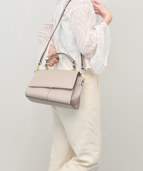 LORISTELLA(ロリステッラ)の「【LORISTELLA】シュリンクレザーフラップハンドバッグ(Q56409)(ハンドバッグ・レディース・グレイッシュベージュ/ブラウン/ライトグレー・ALL)」の6枚目の写真