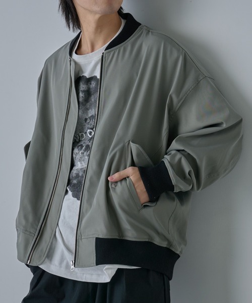 COLONY 2139（コロニートゥーワンスリーナイン）の「ドライツイルMA1（MA-1・メンズ・カーキ/ブラック・LARGE/MEDIUM）」の2枚目の写真