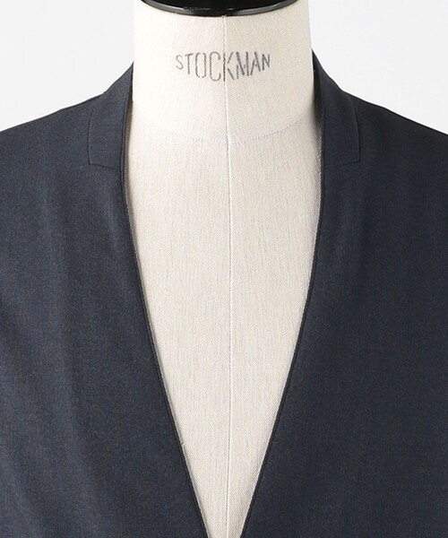 green label relaxing（グリーンレーベルリラクシング）の「A+ PEシャークスキン 1B ノーカラー ジャケット -ウォッシャブル・ストレッチ・防シワ-（ノーカラージャケット・メンズ・ブラウン/ネイビー・S/M/L/XL）」の4枚目の写真