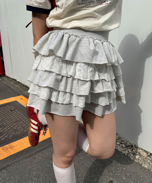 CIAOPANIC（チャオパニック）の「スウェットレースティアードミニスカート（スカート・レディース・アイボリー/グレー・ONE SIZE）」の3枚目の写真