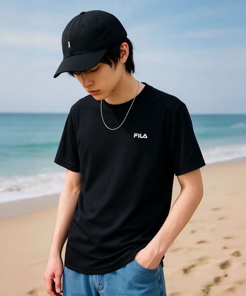 FILA(フィラ)の「FILA フィラ ブランド ロゴ 刺繍 ワンポイント グラデーション プリント 吸汗速乾 クルーネック 半袖 Tシャツ(Tシャツ/カットソー・メンズ・ネイビー/ブラック/ホワイト・LL/M/L)」の2枚目の写真