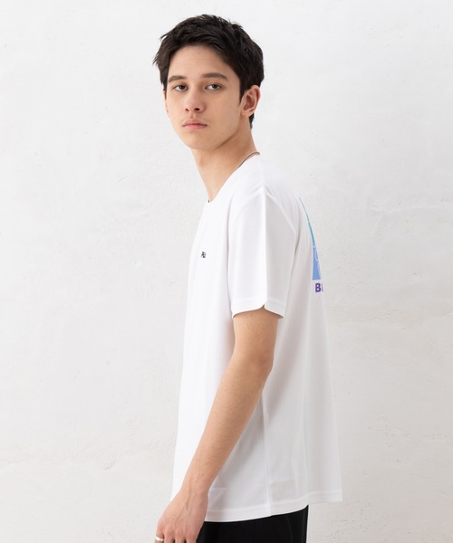 FILA(フィラ)の「FILA フィラ ブランド ロゴ 刺繍 ワンポイント グラデーション プリント 吸汗速乾 クルーネック 半袖 Tシャツ(Tシャツ/カットソー・メンズ・ネイビー/ブラック/ホワイト・LL/M/L)」の4枚目の写真