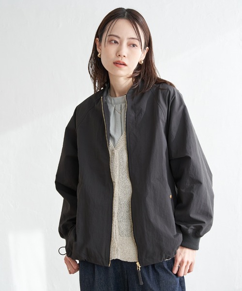 ikka(イッカ)の「ミドル丈リブブルゾン(ブルゾン・レディース・チャコールグレー/オフホワイト・M/L/S)」の9枚目の写真