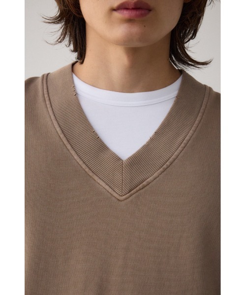 AZUL by moussy(アズールバイマウジー)の「ABEL&CO USA ヴィンテージダメージベスト(ベスト・メンズ・ライトベージュ/ライトブラック/ライトブルー・FREE)」の8枚目の写真
