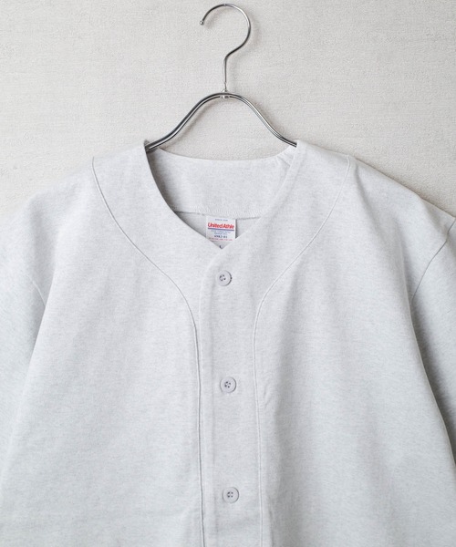 United Athle（ユナイテッドアスレ）の「【CBT1】【United Athle】8.5オンス コットン ジャージー ベースボールシャツ 4982（シャツ/ブラウス・メンズ・アッシュグレー/ブラック・X-LARGE/LARGE/MEDIUM）」の11枚目の写真