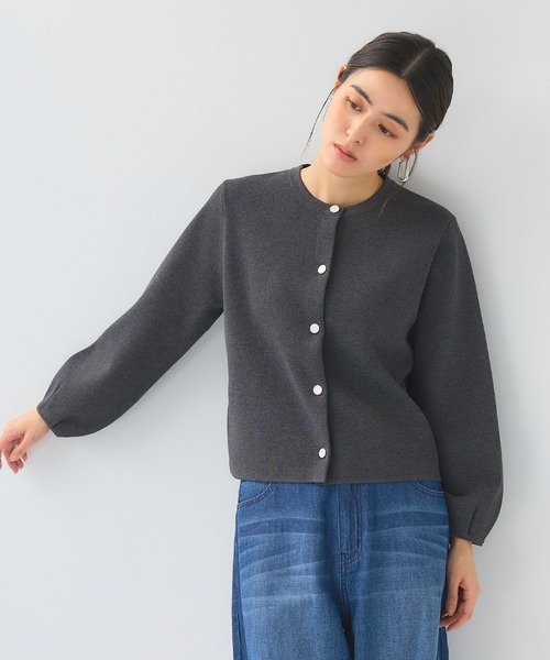 CROSS FUNCTION（クロスファンクション）の「《洗える》サマ美え 袖タッククルーネックニットジャケット【CF/クロスファンクション（ニット/セーター・レディース・チャコールグレー/ネイビー・M/LL/L）」の3枚目の写真