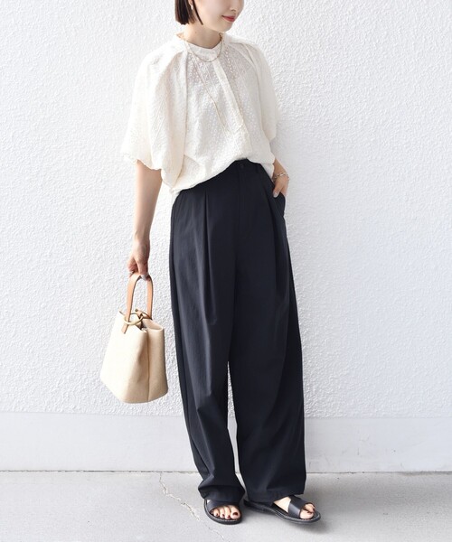 新品タグ付き「シップス」レースバルーン袖ブラウス 洗濯機可能〉レース バルーン 袖 ブラウス | シップス(SHIPS