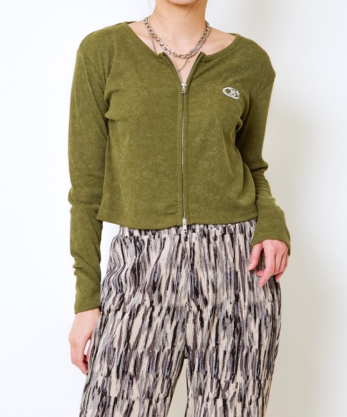 GORGE(ゴージ)の「《ピグメント加工×コンパクト丈》レディース 刺しゅうジップカーディガン 羽織り 春秋(カーディガン/ボレロ・レディース・カーキ/ブラック/ネイビー・F)」の21枚目の写真