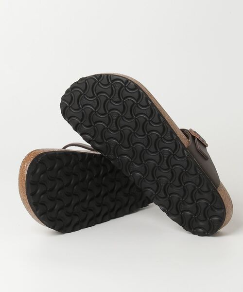 BIRKENSTOCK（ビルケンシュトック）の「【公式】ビルケンシュトック Gizeh/ギゼ ナチュラルレザー（サンダル・メンズ・ダークブラウン・22.5cm【レギュラー幅】/23cm【レギュラー幅】/24.5cm【レギュラー幅】/25cm【レギュラー幅】/26cm【レギュラー幅】/26.5cm【レギュラー幅】/27cm【レギュラー幅】/28cm【レギュラー幅】/28.5cm【レギュラー幅】/24cm【レギュラー幅】）」の5枚目の写真