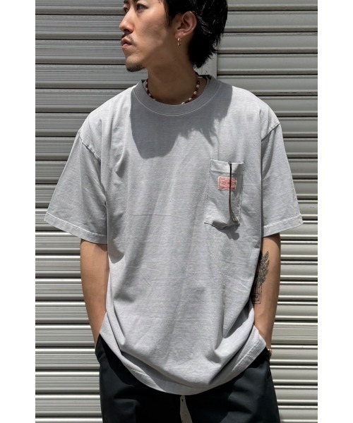 BIG MIKE（ビッグマイク）の「BIG MIKE ビックマイク/ ピグメント サングラスポケット 半袖 Tシャツ // 102528550（Tシャツ/カットソー・メンズ・サックスブルー/グレー系その他/ブラック/ネイビー・MEDIUM/LARGE/X-LARGE）」の11枚目の写真