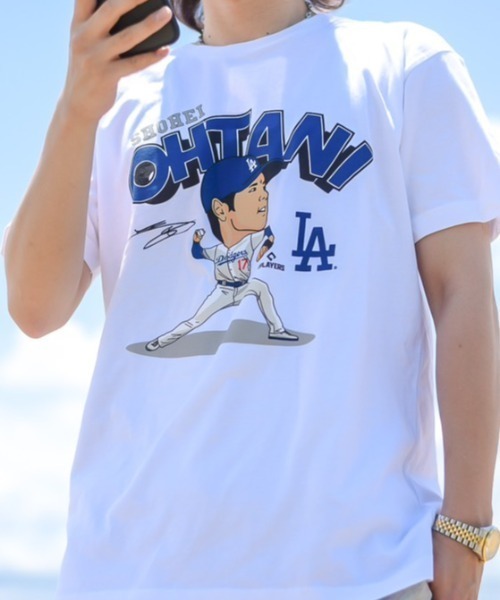 NEW ERA(ニューエラ)の「NEW ERA 大谷Tシャツ(Tシャツ/カットソー・メンズ・ブラック/ホワイト/ブルー・X-LARGE/XX-LARGE/MEDIUM/LARGE)」の2枚目の写真