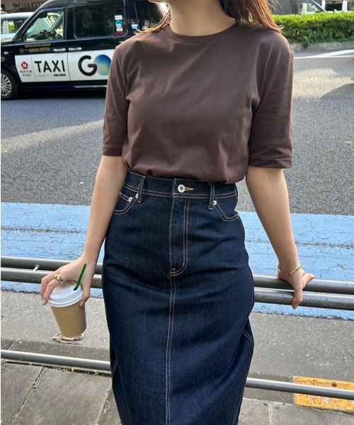 cloenc（クロエンス）の「【マシンウォッシュ】スリムTシャツ（Tシャツ/カットソー・レディース・ブラック/ホワイト/ピンク/ブラウン系その他・02）」の4枚目の写真