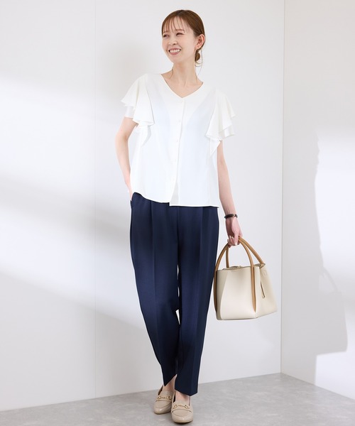 ROPE' PICNIC(ロペピクニック)の「【WEB限定カラー】【UVケア・接触冷感・前後2WAY】フレアスリーブブラウス(シャツ/ブラウス・レディース・チャコールグレー/オフホワイト/サックスブルー/オレンジ/ラベンダー・38)」の9枚目の写真