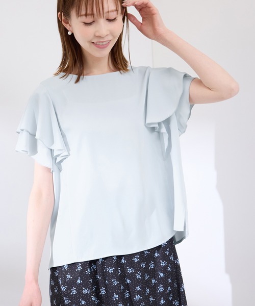ROPE' PICNIC(ロペピクニック)の「【WEB限定カラー】【UVケア・接触冷感・前後2WAY】フレアスリーブブラウス(シャツ/ブラウス・レディース・チャコールグレー/オフホワイト/サックスブルー/オレンジ/ラベンダー・38)」の15枚目の写真