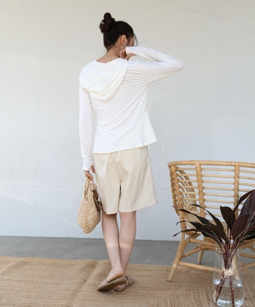 Bab（バブ）の「ペプラムダブルZIPストレッチラッシュガードパーカー（パーカー・レディース・ブラック/オフホワイト/ベージュ・M）」の10枚目の写真