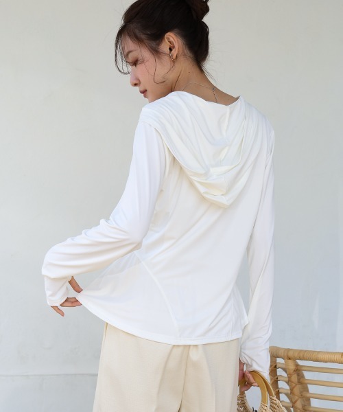 Bab（バブ）の「ペプラムダブルZIPストレッチラッシュガードパーカー（パーカー・レディース・ブラック/オフホワイト/ベージュ・M）」の11枚目の写真