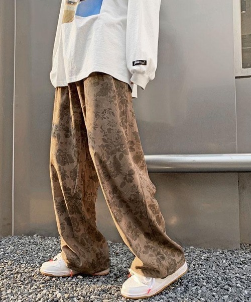 FreeZone(フリーゾーン)の「ルーズシルエット花柄ワイドパンツ(チノパンツ・メンズ・グレー/ブラウン・S/M/L)」の13枚目の写真