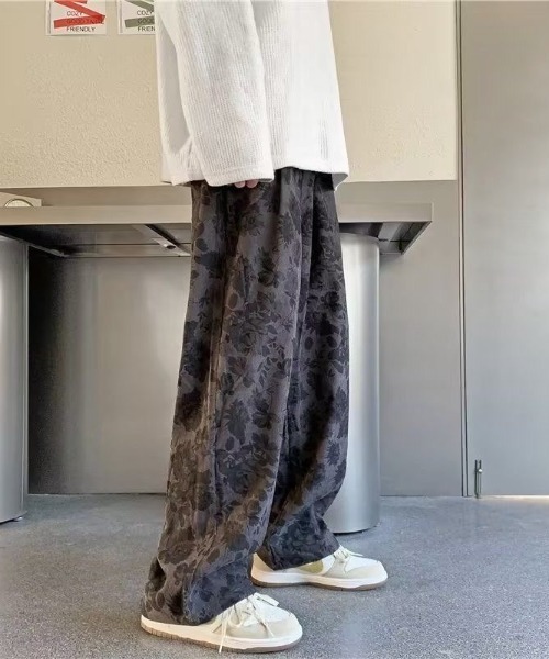 FreeZone(フリーゾーン)の「ルーズシルエット花柄ワイドパンツ(チノパンツ・メンズ・グレー/ブラウン・S/M/L)」の16枚目の写真