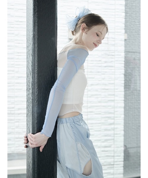 lilLilly（リルリリー）の「チュールオフショルラグランメッシュトップス（Tシャツ/カットソー・レディース・ホワイト/ブラック/ブルー・FREE）」の7枚目の写真
