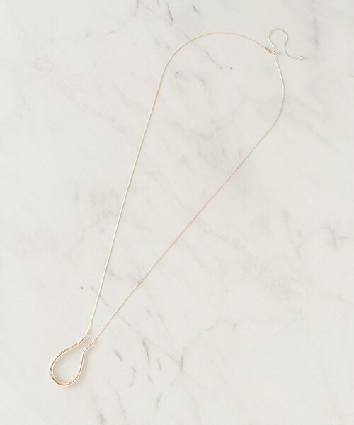 SHOO・LA・RUE（シューラルー）の「ニュアンスUモチーフネックレス（ネックレス・レディース・シルバー/ゴールド/ピンクゴールド・00）」の6枚目の写真