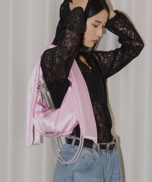 yae(ヤエ)の「【OUTDOOR×yae】Paracord big ribbon bag(ハンドバッグ・レディース・ブラック/グレー/ピンク・FREE)」の16枚目の写真