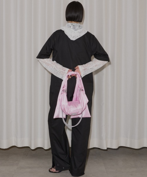 yae(ヤエ)の「【OUTDOOR×yae】Paracord big ribbon bag(ハンドバッグ・レディース・ブラック/グレー/ピンク・FREE)」の19枚目の写真