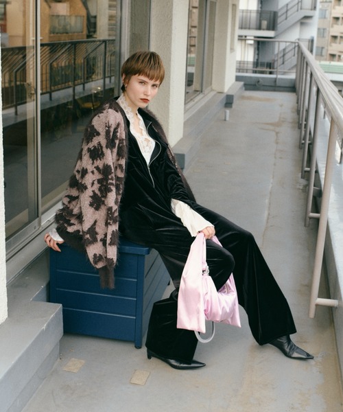 yae(ヤエ)の「【OUTDOOR×yae】Paracord big ribbon bag(ハンドバッグ・レディース・ブラック/グレー/ピンク・FREE)」の9枚目の写真