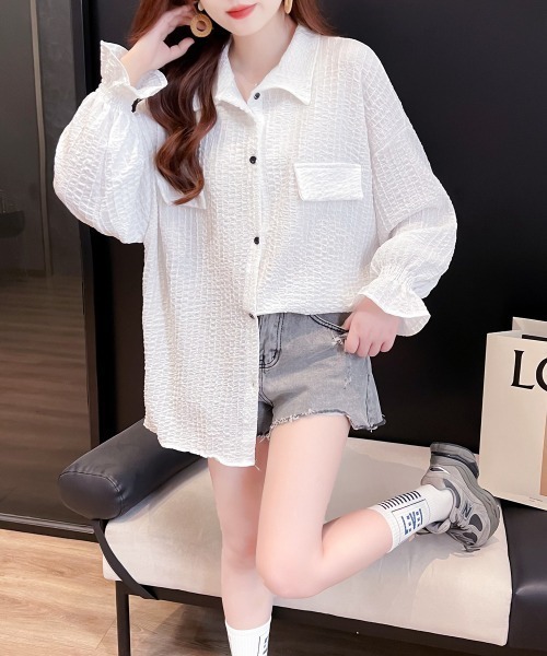LETee（レティー）の「フクレ織BIGシャツ（シャツ/ブラウス・レディース・ホワイト/ブラック・FREE）」の8枚目の写真