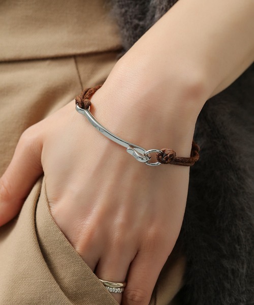 スエード調 プレート ブレスレット サイズ調節可能（ブレスレット