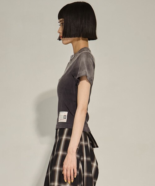 MIHARAYASUHIRO（ミハラヤスヒロ）の「【MIHARA YASUHIRO/ミハラヤスヒロ】SUN FADED MINI TEE/サンフェードミニTシャツ（Tシャツ/カットソー・レディース・ベージュ/ブラック・38/36）」の16枚目の写真