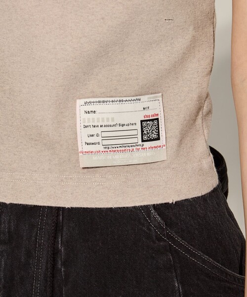 MIHARAYASUHIRO（ミハラヤスヒロ）の「【MIHARA YASUHIRO/ミハラヤスヒロ】SUN FADED MINI TEE/サンフェードミニTシャツ（Tシャツ/カットソー・レディース・ベージュ/ブラック・38/36）」の10枚目の写真