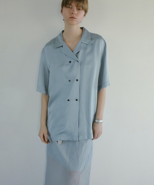 MANOF(マノフ)の「SATIN OVER SHIRTS(シャツ/ブラウス・レディース・アイボリー/ブラック/ブルー・FREE)」の12枚目の写真