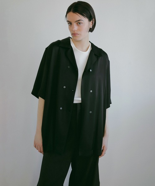 MANOF(マノフ)の「SATIN OVER SHIRTS(シャツ/ブラウス・レディース・アイボリー/ブラック/ブルー・FREE)」の20枚目の写真