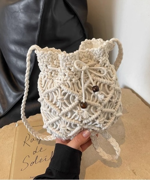 新品❗️未使用❗️woven かごバッグ タッセル付き タッセル付きかごトートバッグ | バッグ,かごバッグ | VitaFelice