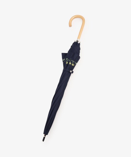 Afternoon Tea（アフタヌーンティー）の「小花刺繍晴雨兼用長傘 日傘（長傘・レディース・ブラック/ネイビー・ONE SIZE）」の5枚目の写真