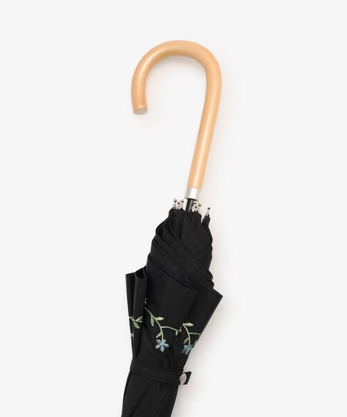 Afternoon Tea（アフタヌーンティー）の「小花刺繍晴雨兼用長傘 日傘（長傘・レディース・ブラック/ネイビー・ONE SIZE）」の11枚目の写真