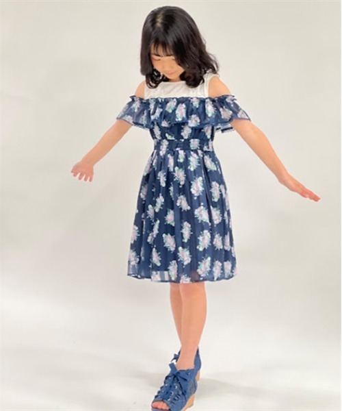 axes femme(アクシーズファム)の「ミルフィーユローズ柄ワンピース(ワンピース・キッズ・ネイビー/ラベンダー・MEDIUM/LARGE/X-LARGE)」の1枚目の写真
