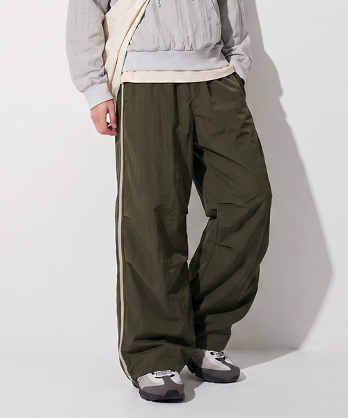 antiqua(アンティカ)の「配色 ダブルライン ワイドパンツ(その他パンツ・レディース・カーキ/ブラック・ONESIZE)」の17枚目の写真