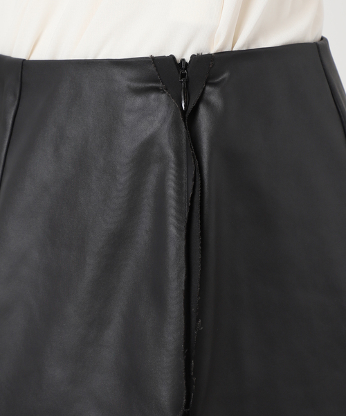 CITYSHOP（シティーショップ）の「CUTOFF STRAIGHT スカート（スカート・レディース・ブラック/ホワイト・36/38）」の19枚目の写真