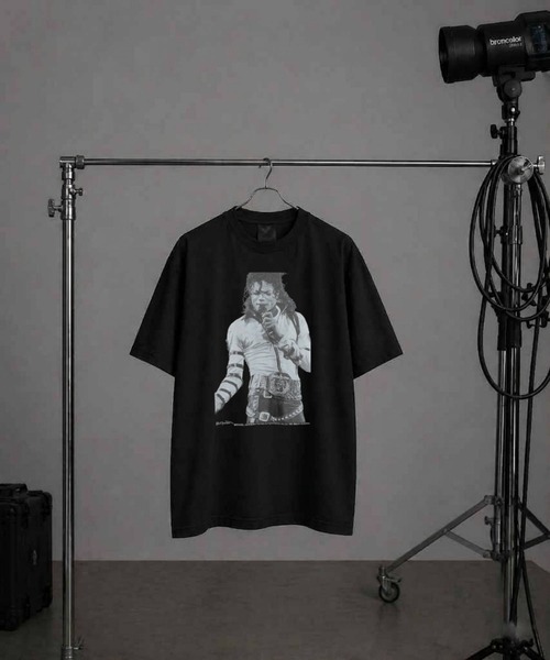 CULTURE SUPPLY（カルチャー サプライ）の「Photo Tee Michael Jackson（Tシャツ/カットソー・メンズ・ホワイト/ブラック・MEDIUM/LARGE/X-LARGE/SHORT）」の2枚目の写真