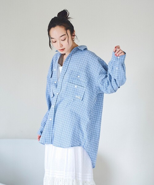PENNEYS(ぺニーズ)の「PENNEYS(ぺニーズ)別注 シアーチェックシャツ(シャツ/ブラウス・レディース・オフホワイト/ライトブルー/ネイビー・FREE)」の11枚目の写真