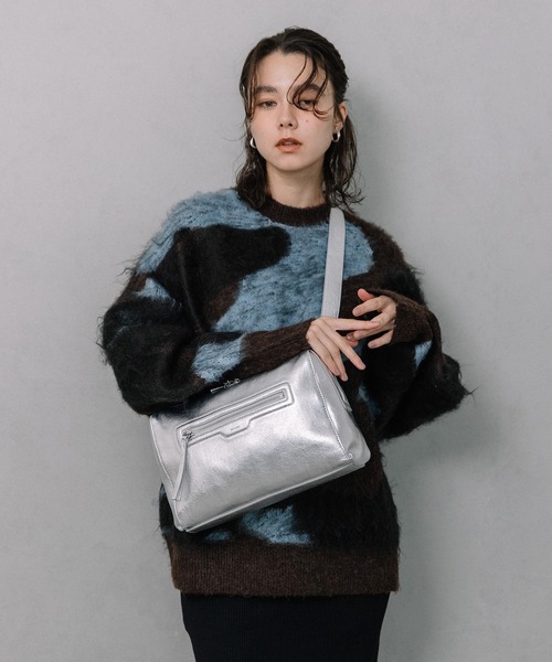 Beau're（ヴュレ）の「BEAURE Box Body Bag（ボディバッグ/ウエストポーチ・レディース・ブラック/シルバー/モカ・FREE）」の11枚目の写真