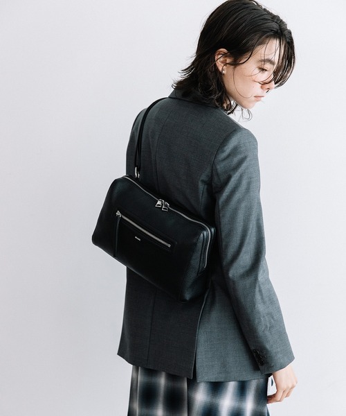 Beau're（ヴュレ）の「BEAURE Box Body Bag（ボディバッグ/ウエストポーチ・レディース・ブラック/シルバー/モカ・FREE）」の12枚目の写真