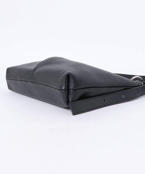 Beau're(ヴュレ)の「BEAURE 3WAY ショルダー Bag(ショルダーバッグ・レディース・ブラック/シルバー・FREE)」の3枚目の写真